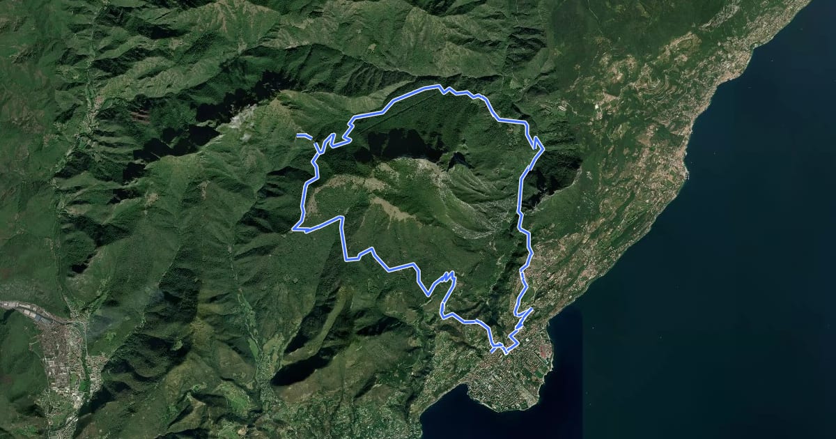 Маршрут Anello Passo Spino на спутниковом снимке