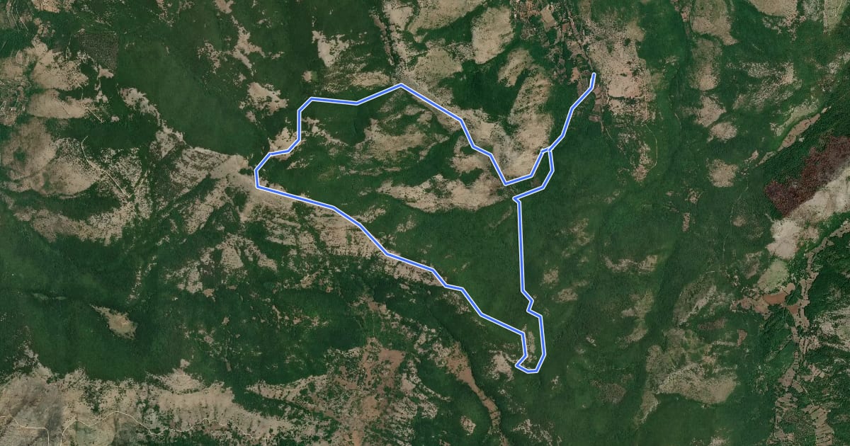 Маршрут Anello Sant'Ermo-Monte Faggeto на спутниковом снимке