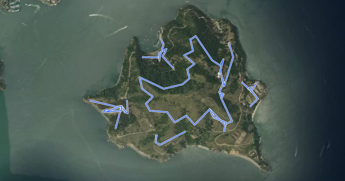 Маршрут Angle Island Fire Roads на спутниковом снимке