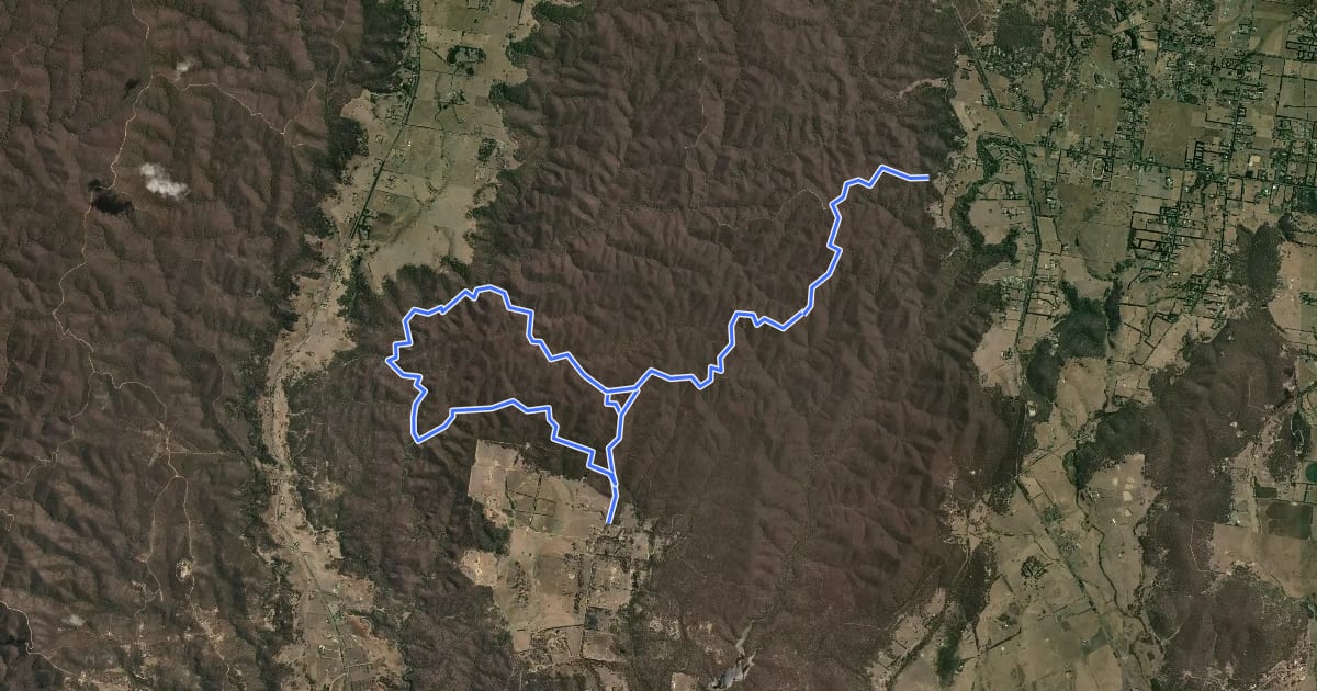 Маршрут Antimony Mine and Mt Sugarloaf Trail на спутниковом снимке