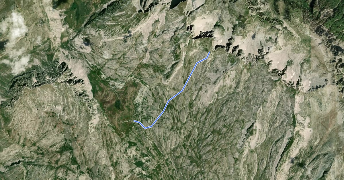 Маршрут Arvaniti Karteros Pass Trail на спутниковом снимке