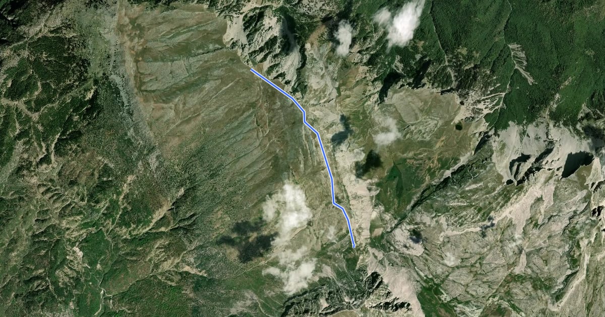 Маршрут Astraka Refuge - Tsouka Trail на спутниковом снимке