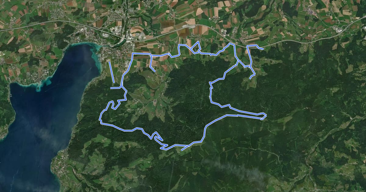 Маршрут Attersee-Attergau Reitroute на спутниковом снимке