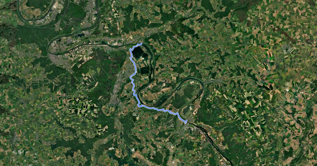 Маршрут Au fil de la Seine, variante Saint-Pierre-du-Vauvray на спутниковом снимке