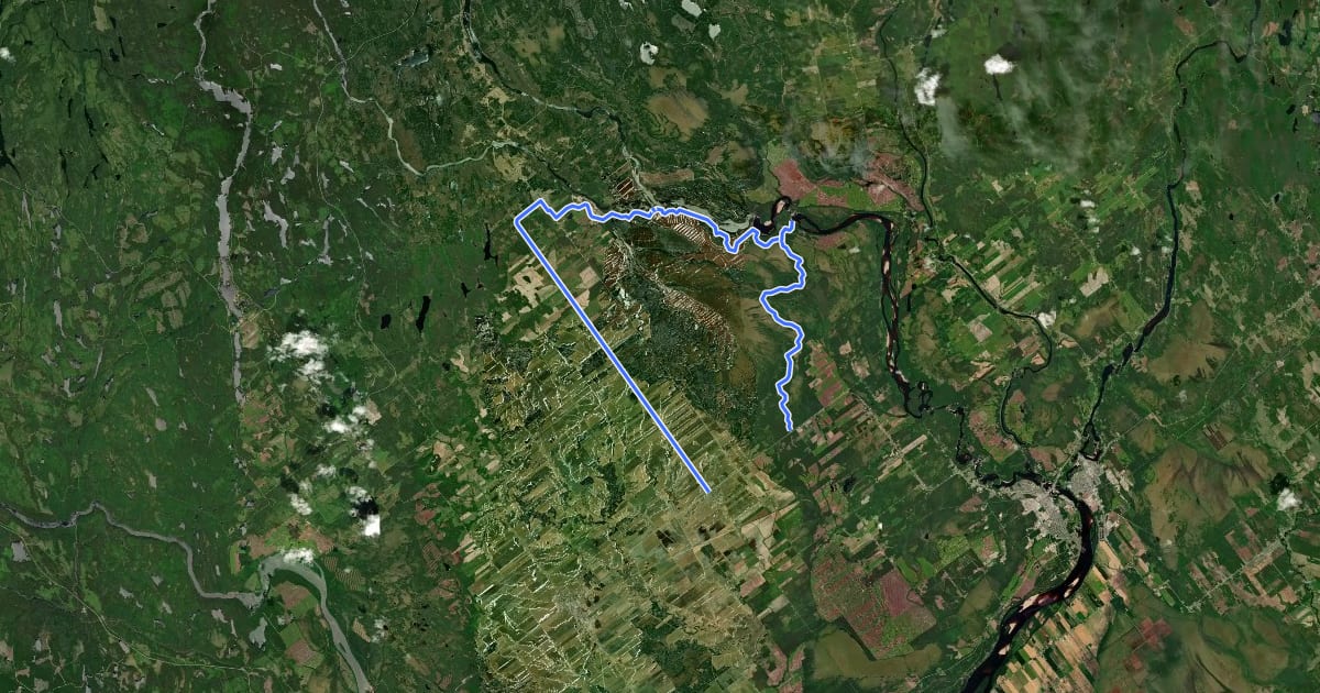 Маршрут Au fil des rivières на спутниковом снимке
