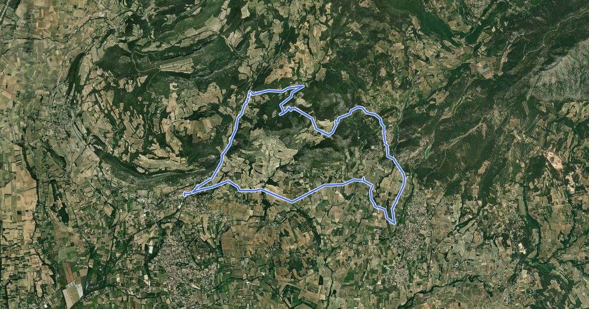 Маршрут Au pied des Dentelles на спутниковом снимке