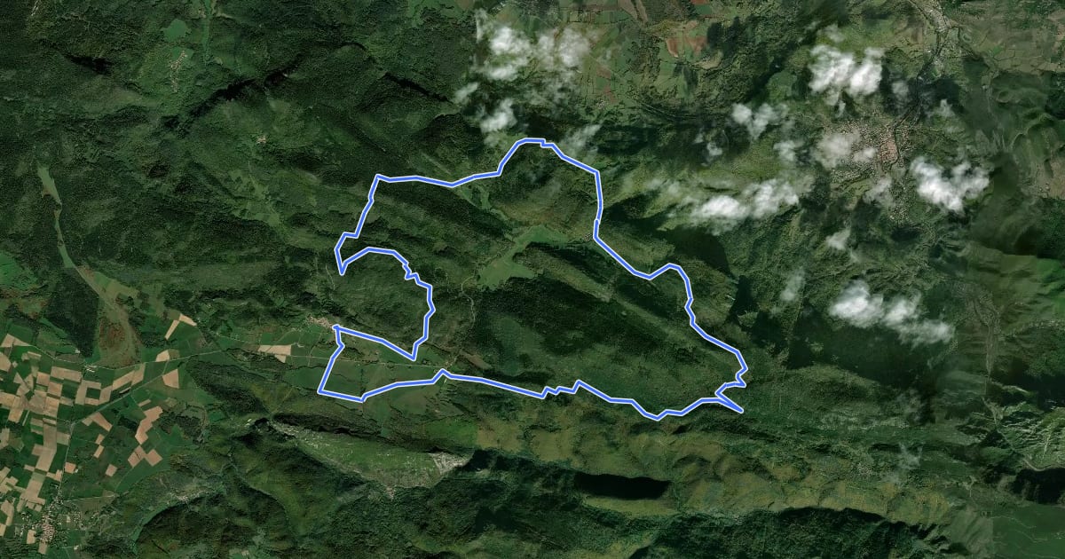 Маршрут Aude en Pyrénnées 21 на спутниковом снимке