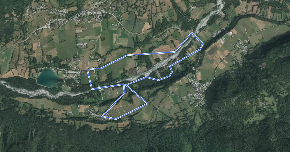 Маршрут Autour de la bonne на спутниковом снимке