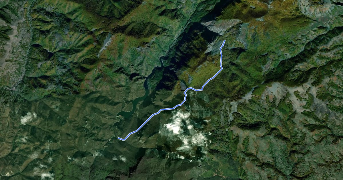 Маршрут Băile Herculane (DN 67D) în dreptul crucii Ghizelei - Cheile Țăsnei на спутниковом снимке