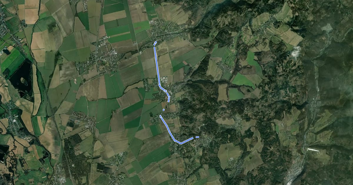 Маршрут Bělkovice-Lašťany, ZŠ - Svatý Kopeček, napojení na 6103 на спутниковом снимке