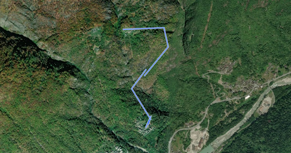 Маршрут B16b - Ronchi di fuori - Alpe Albera на спутниковом снимке
