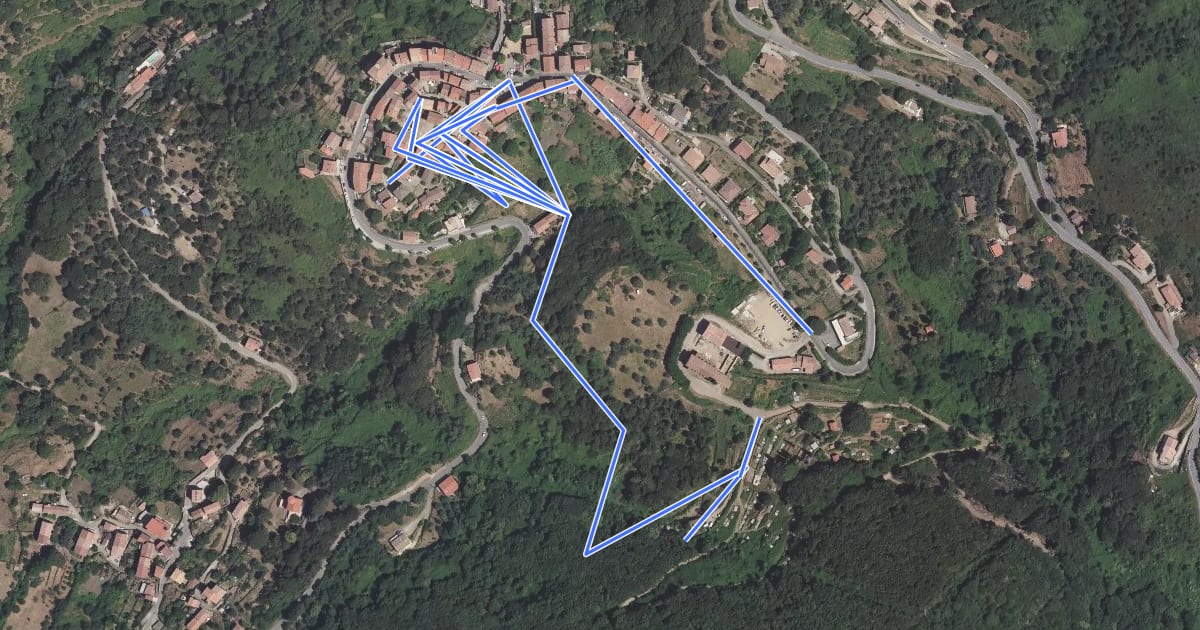 Маршрут Balade de la Vielle Ville de Sainte-Lucie-de-Tallano au Couvent на спутниковом снимке