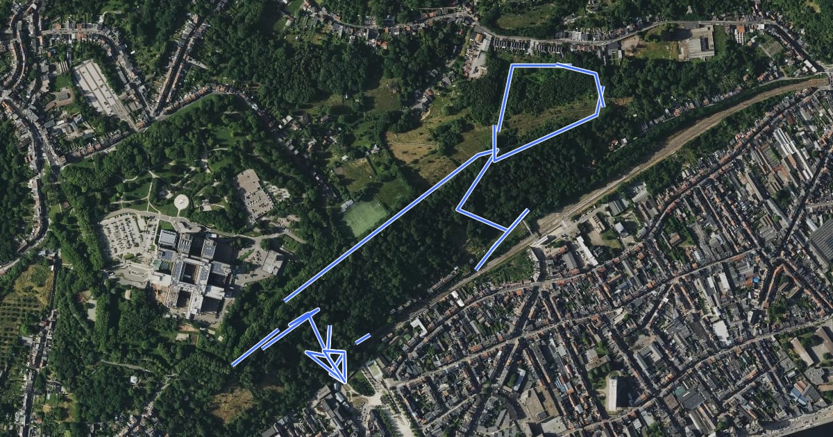 Маршрут Balade des Coteaux de la Citadelle на спутниковом снимке