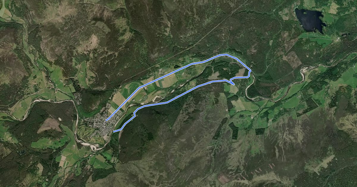 Маршрут Ballater/Cambus o'May loop на спутниковом снимке