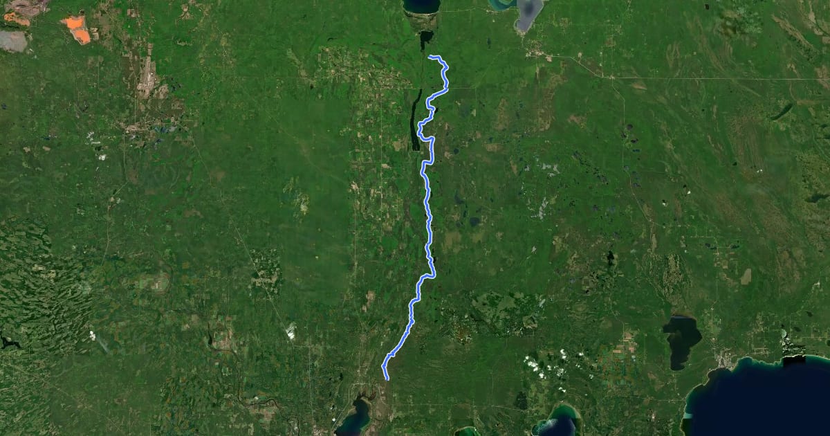Маршрут Bay de Noc – Grand Island National Recreation Trail на спутниковом снимке