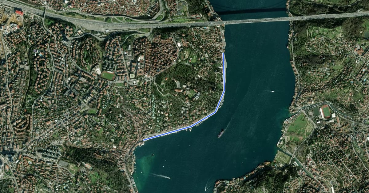 Маршрут [Beşiktaş-Sarıyer] Bebek Sahil-Aşiyan Sahil Bisiklet Yolu на спутниковом снимке