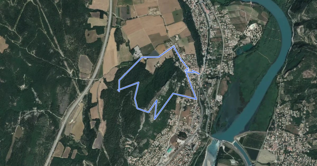 Маршрут Belvédère de Saint-Jean на спутниковом снимке