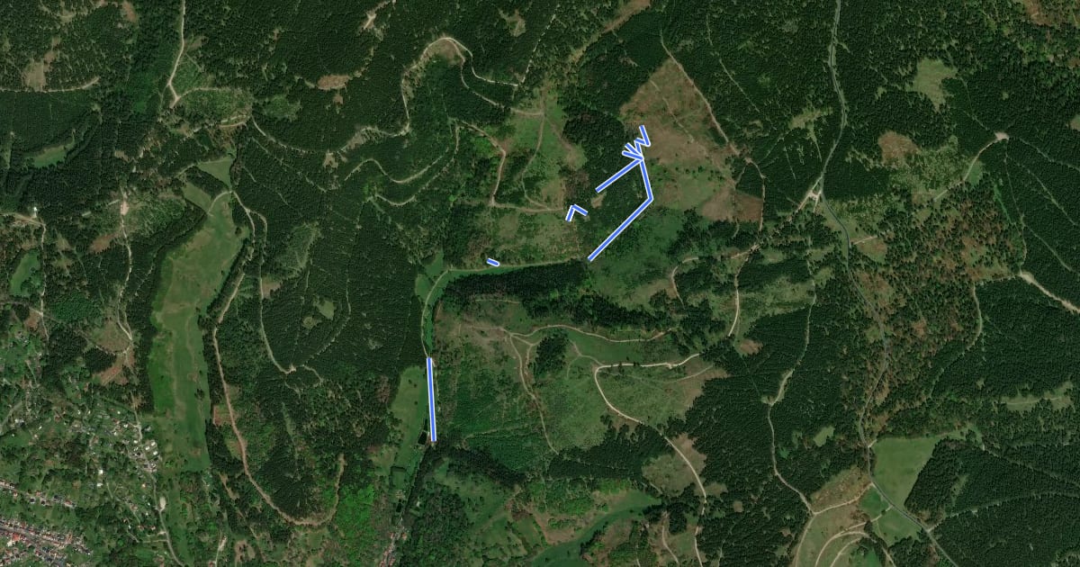 Маршрут Bergbauwanderweg Pochwerksgrund на спутниковом снимке
