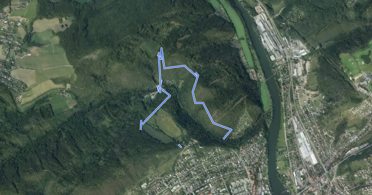 Маршрут [Ž] Beroun, chaty - U studánky на спутниковом снимке