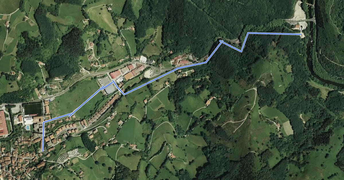 Маршрут Bidasoko Bide Berdea / Vía Verde del Bidasoa (Lesakako konexioa / conexión Lesaka) на спутниковом снимке