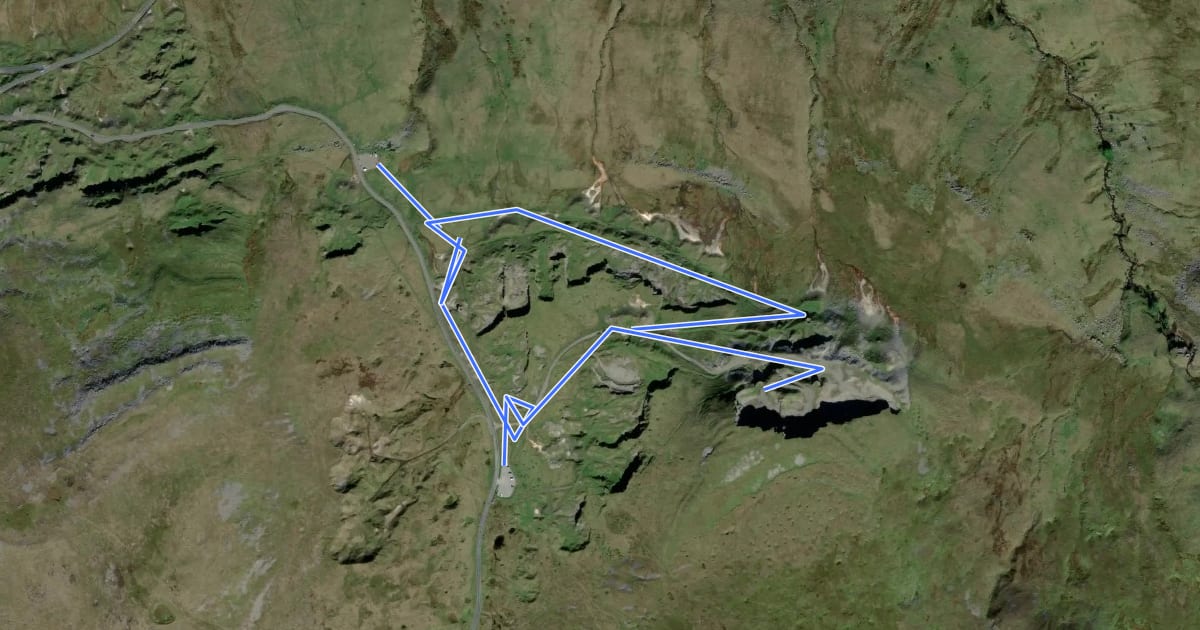 Маршрут Black Mountain Quarries Walk на спутниковом снимке