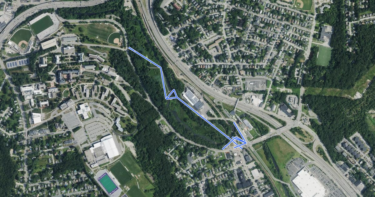 Маршрут Blackstone Gateway Park Trail на спутниковом снимке