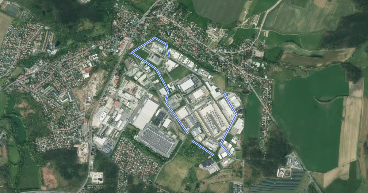 Маршрут Blauer Strich "Rundweg Gewerbegebiet Ottendorf-Okrilla" на спутниковом снимке
