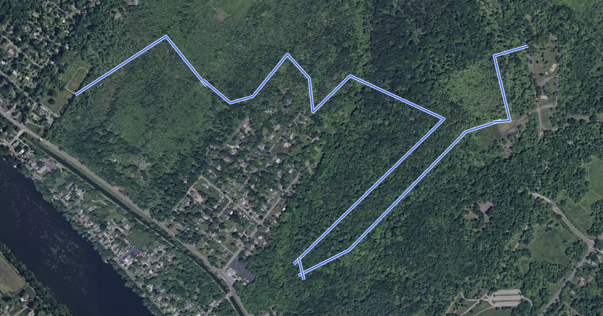 Маршрут Blue Dot Trail на спутниковом снимке