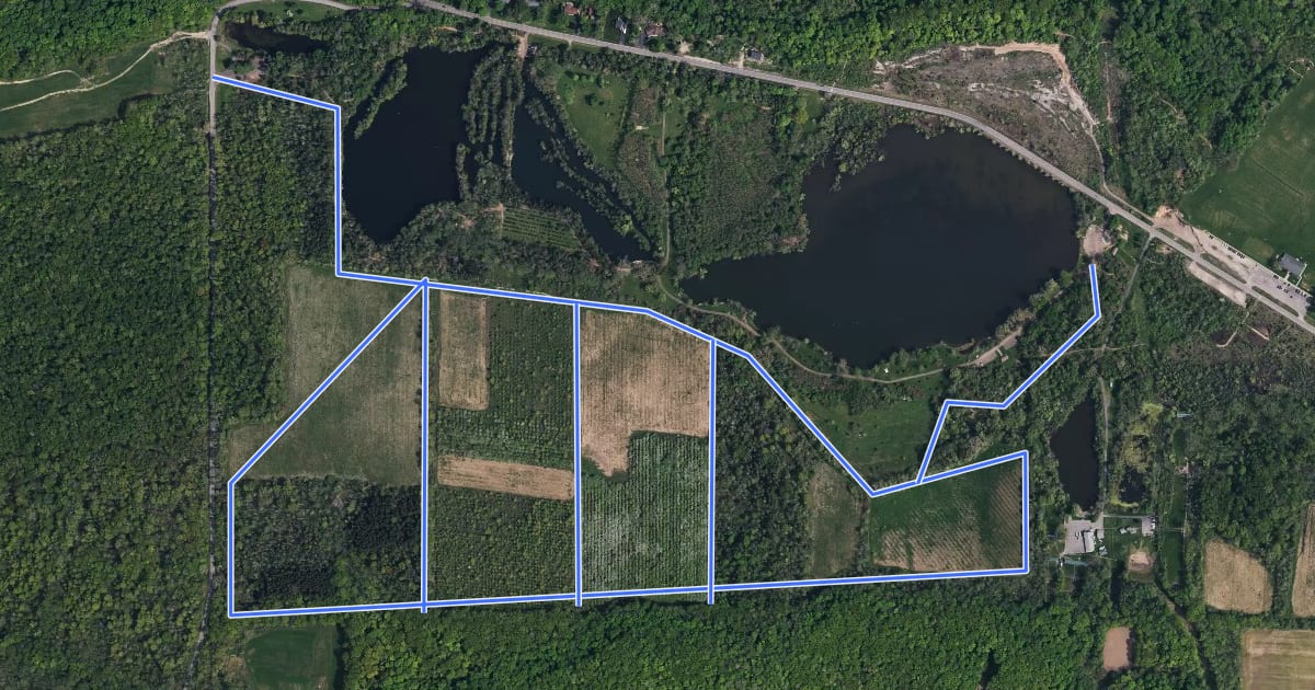 Маршрут Bond Lake Park Trails на спутниковом снимке