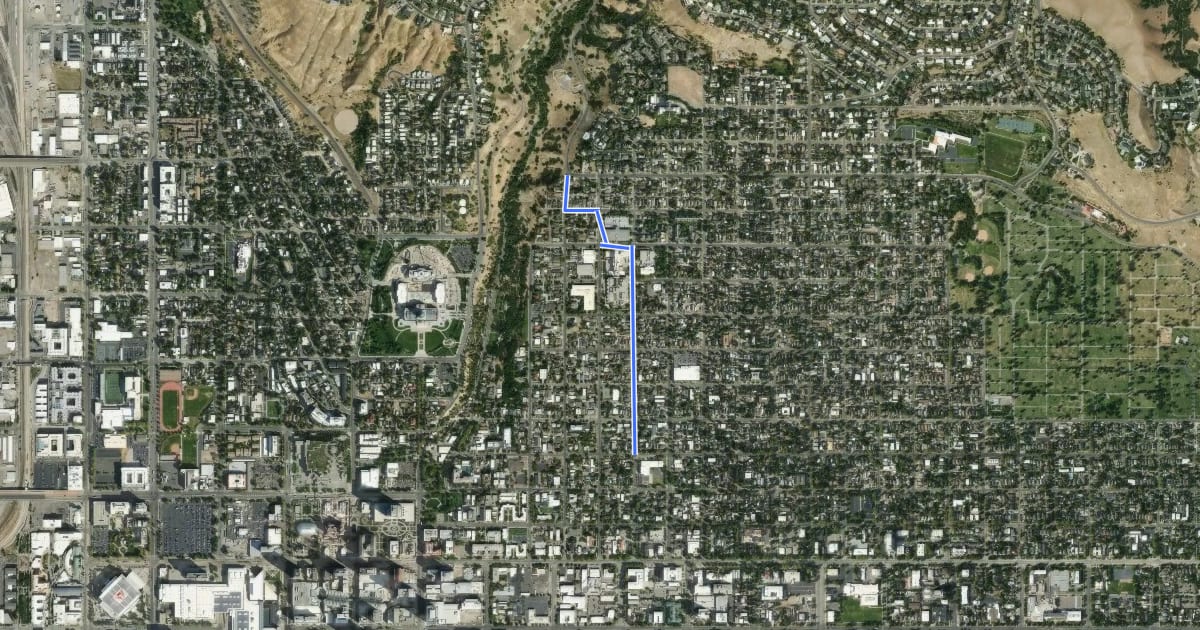 Маршрут Bonneville to Lower Aves Neighborhood Byway на спутниковом снимке