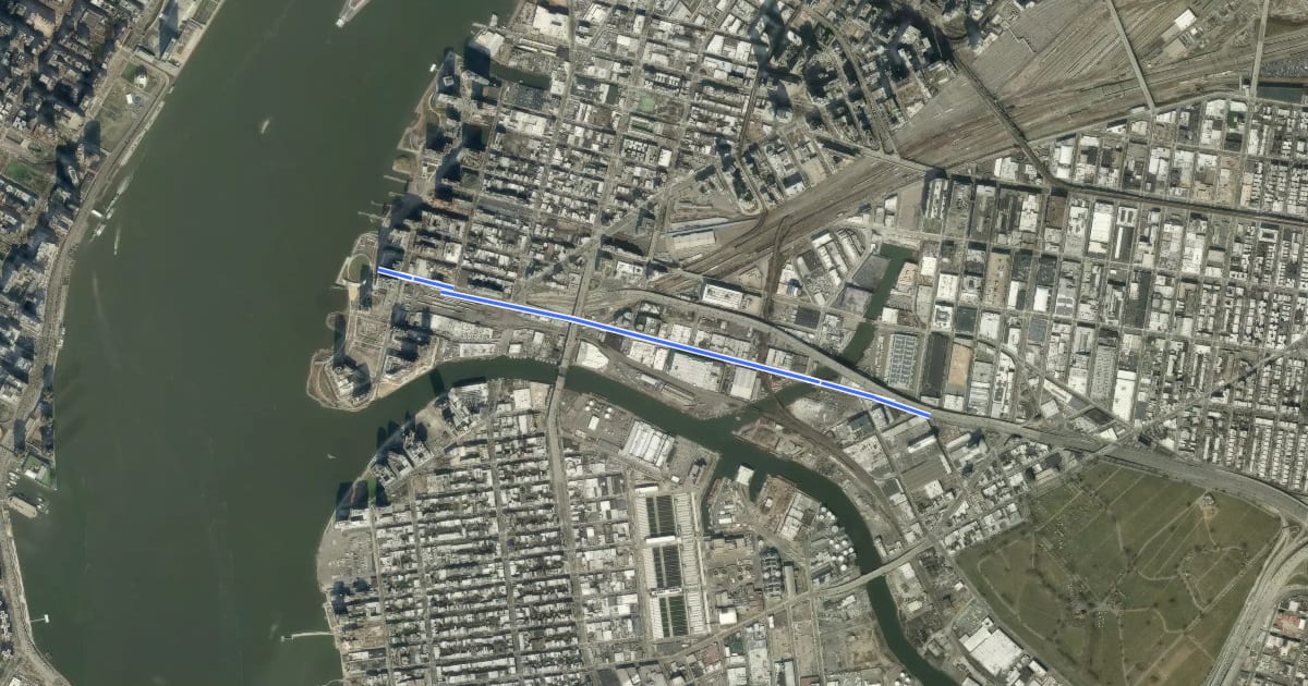 Маршрут Borden Avenue на спутниковом снимке