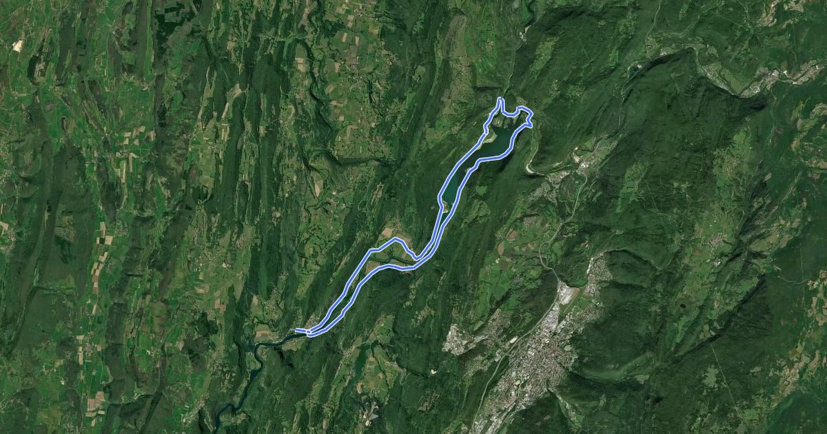 Маршрут Boucle 16 : Tour du lac de Coiselet на спутниковом снимке