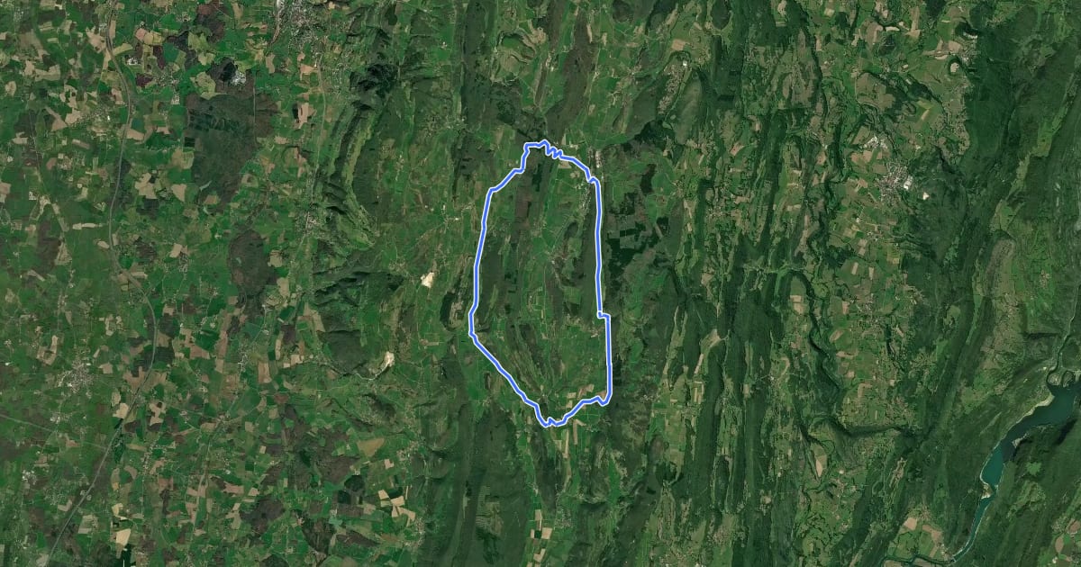 Маршрут Boucle 17 : Vallée du Suran на спутниковом снимке