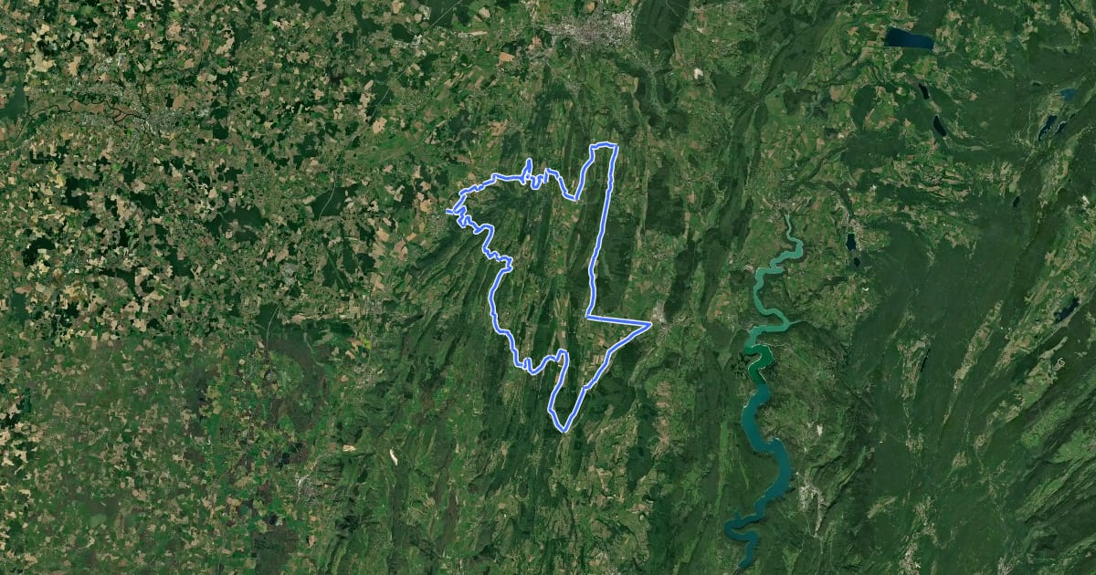 Маршрут Boucle 18 : Sud-Revermont et région d’Orgelet на спутниковом снимке