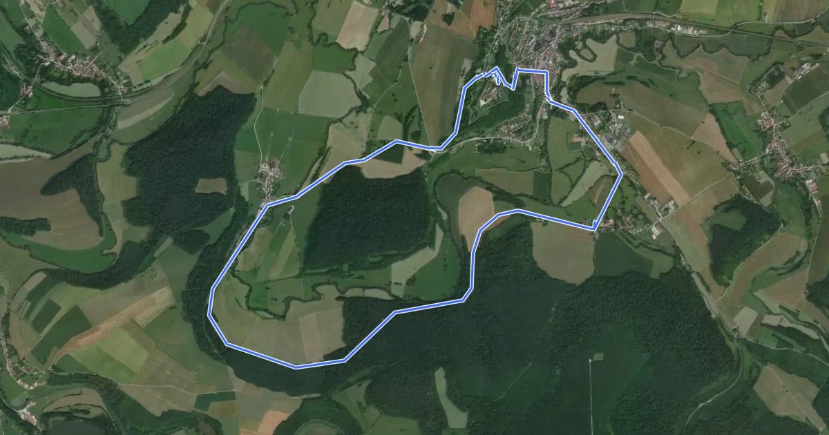 Маршрут Boucle de promenade autour de la citadelle de Montmédy на спутниковом снимке