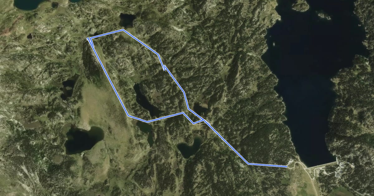 Маршрут Boucle des etangs du Carlit (variante 9 lacs) на спутниковом снимке
