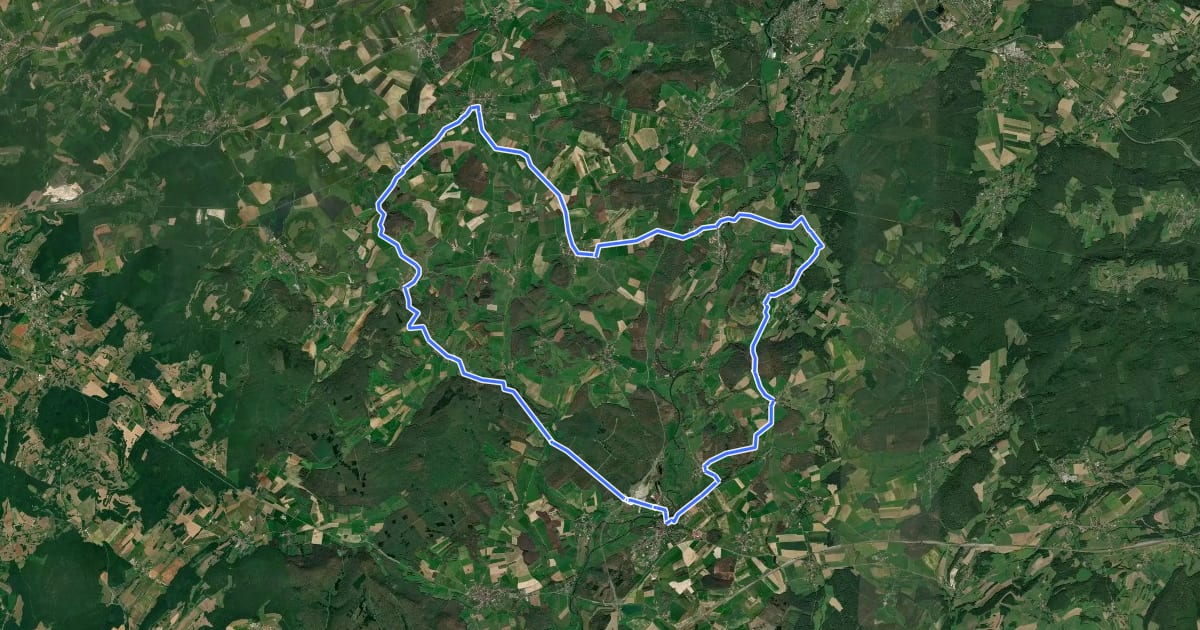 Маршрут Boucle des Monts de l'Ognon на спутниковом снимке
