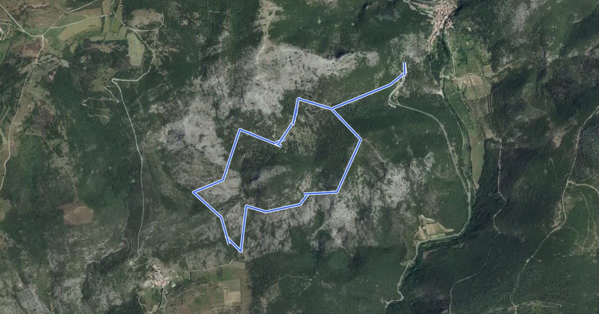 Маршрут Boucle du Gouffre de Cabrespine на спутниковом снимке