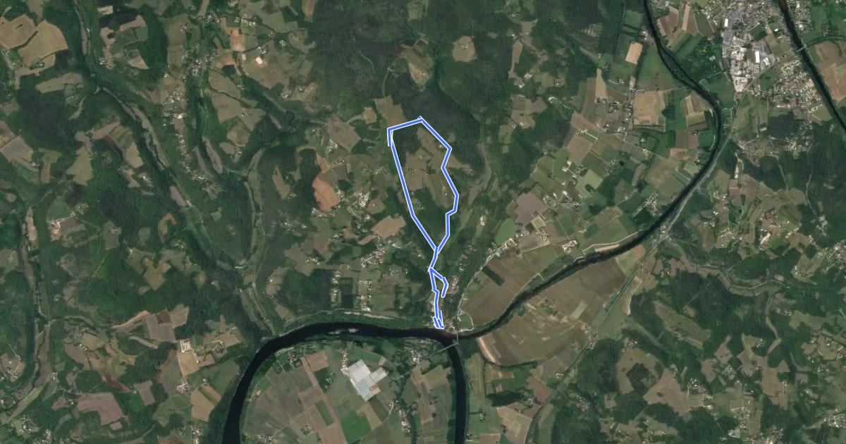 Маршрут Boucle du Lac Rouge на спутниковом снимке