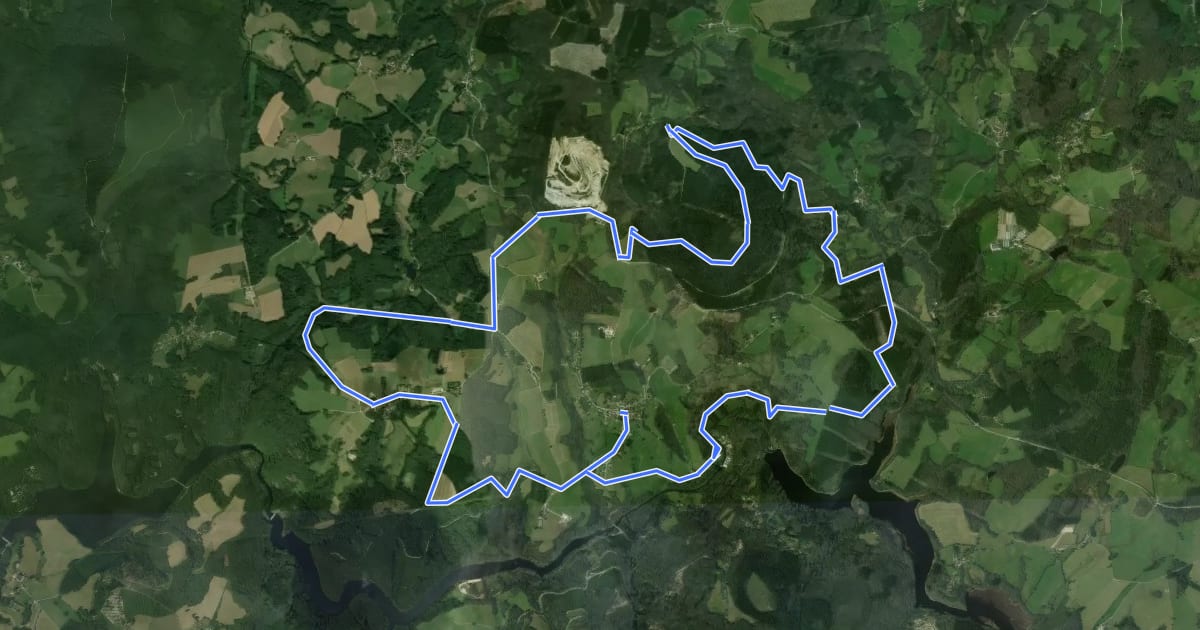 Маршрут Boucle du Mont Larron на спутниковом снимке