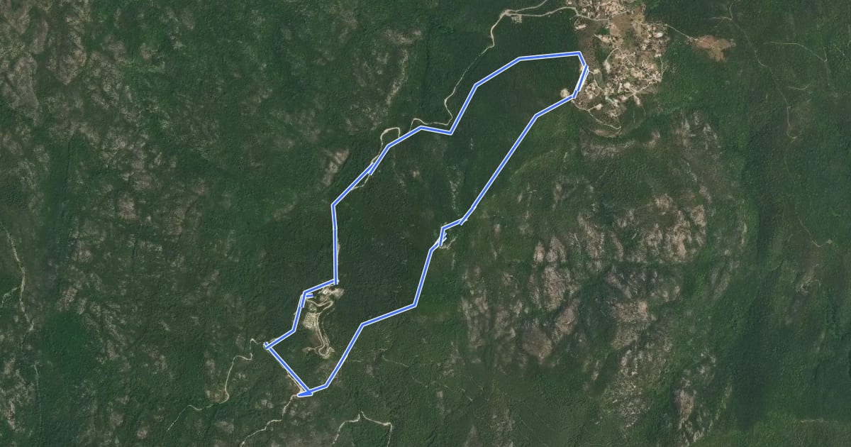 Маршрут Boucle du Monte Santu на спутниковом снимке