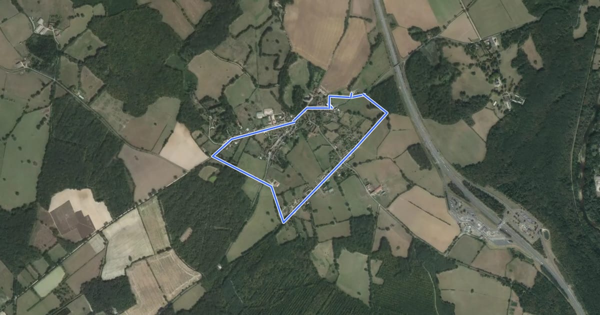 Маршрут Boucle du Village на спутниковом снимке