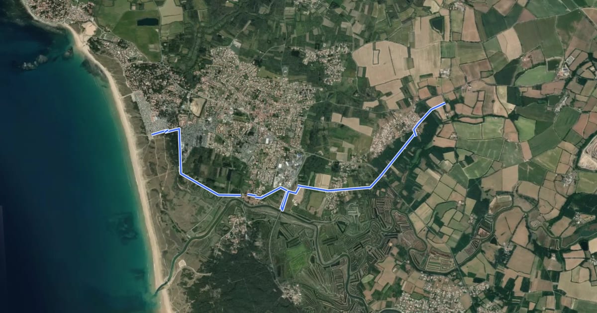 Маршрут Boucle N°27 - Tour du Pays de Saint Gilles на спутниковом снимке
