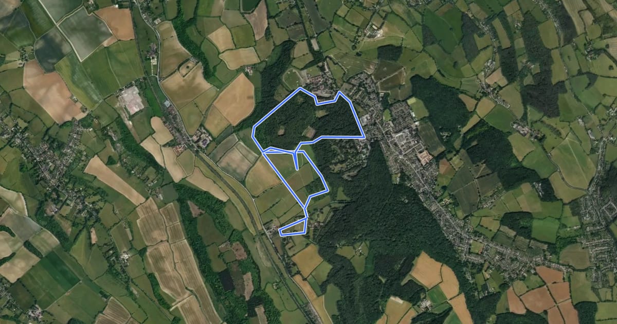 Маршрут Bradenham Countryside Trail, Bradenham на спутниковом снимке