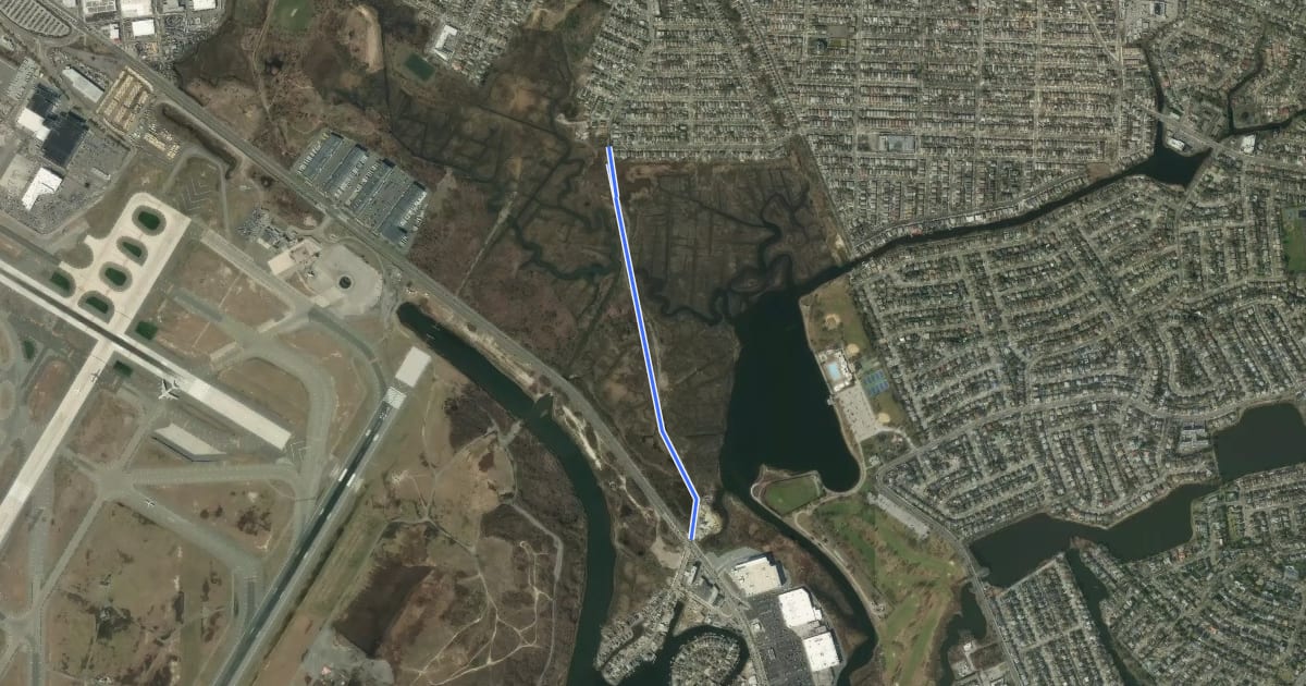 Маршрут Brookville Boulevard на спутниковом снимке