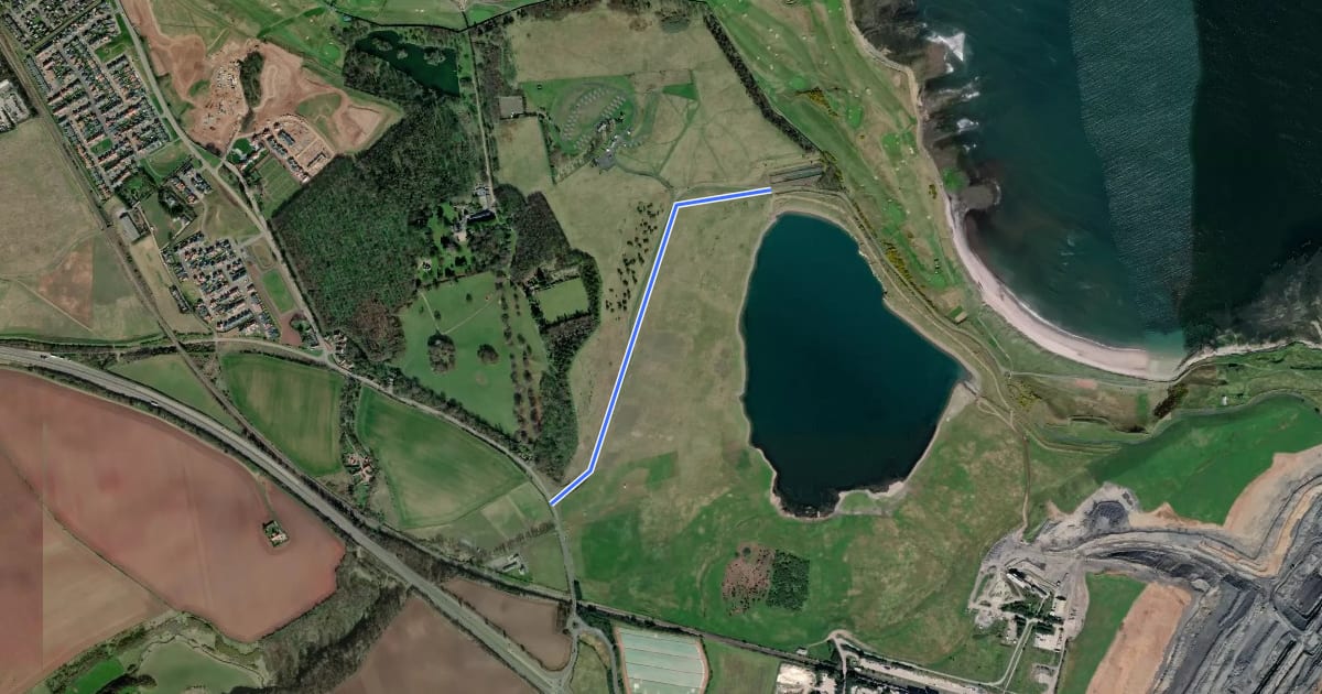 Маршрут Broxburn to Whitesands Link на спутниковом снимке