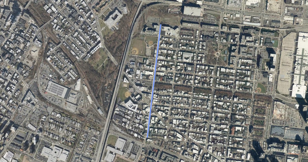 Маршрут Brunswick Street на спутниковом снимке