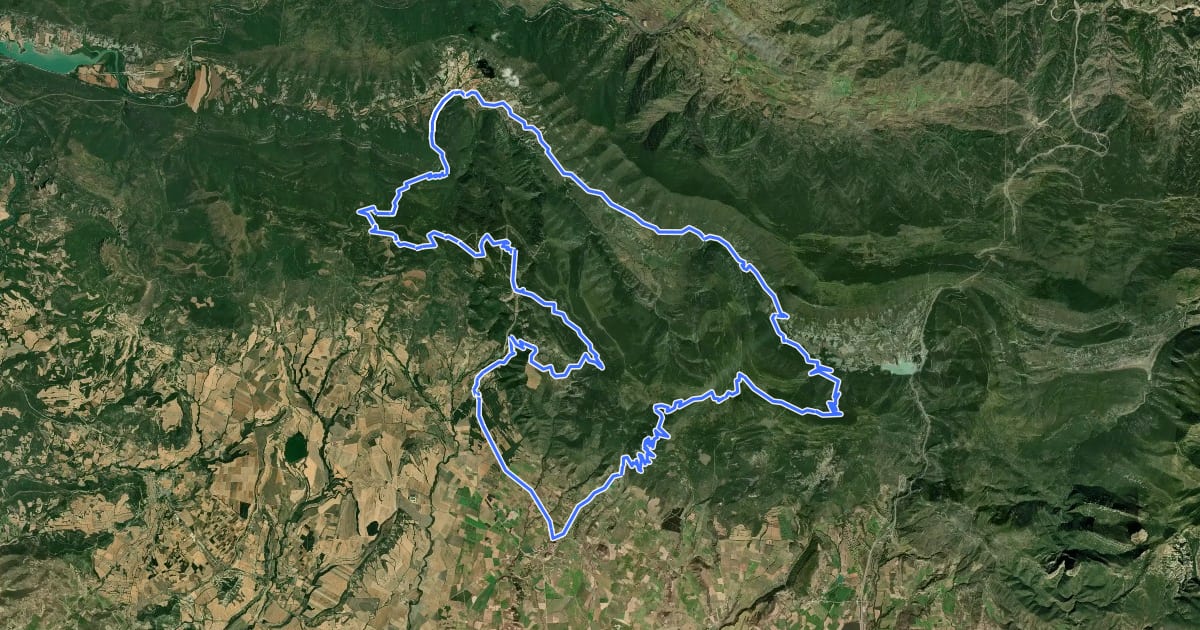 Маршрут BTT 17 Sierra Caballera y valle del Garona на спутниковом снимке