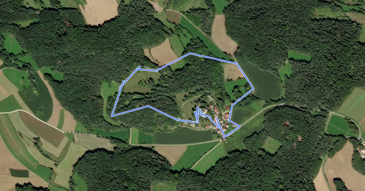 Маршрут Burgberg-Panorama-Weg (33) на спутниковом снимке