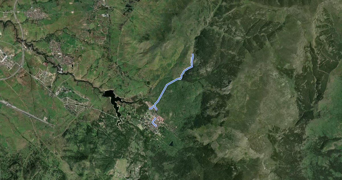 Маршрут Calderas del Río Cambrones на спутниковом снимке